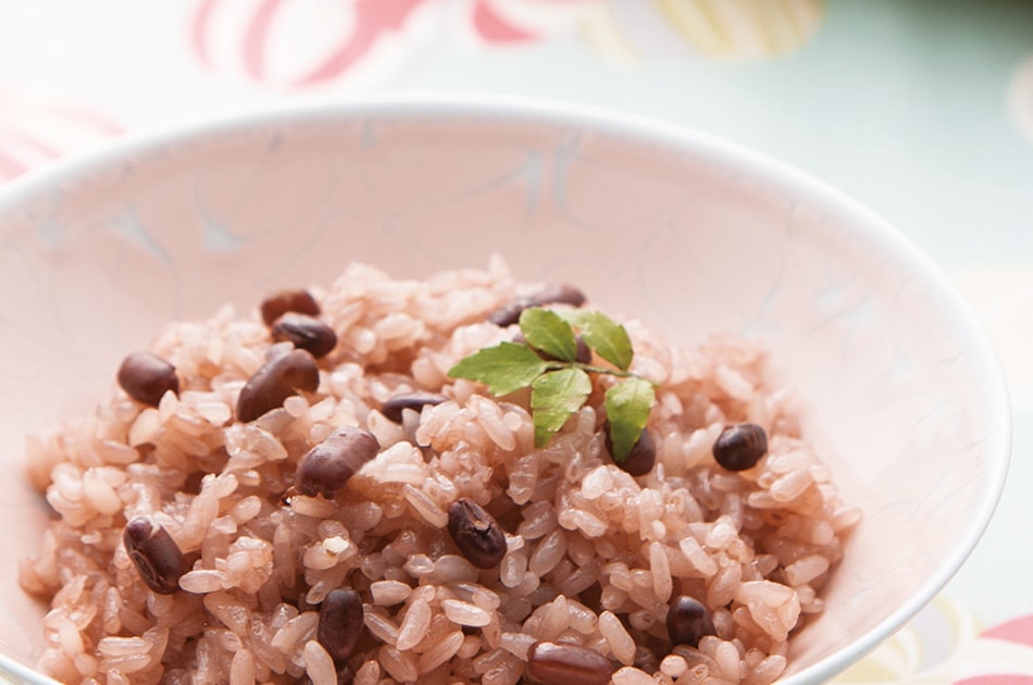 誰かに「贈る」のも良いけれど頑張る自分や家族へのご褒美に。「ごほうび赤飯」を食べよう。